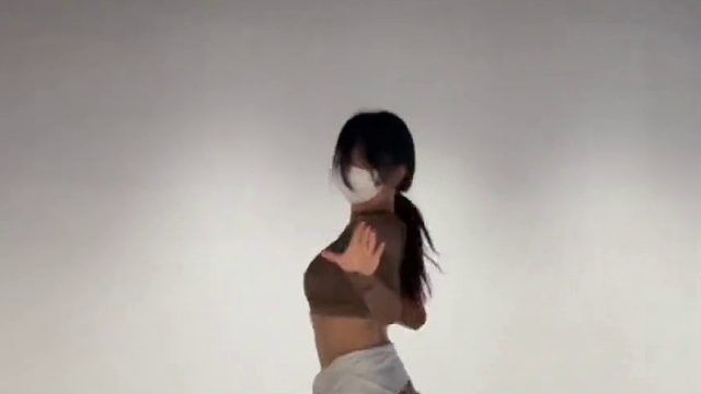 请牵着我的手  我想尽情炫耀你