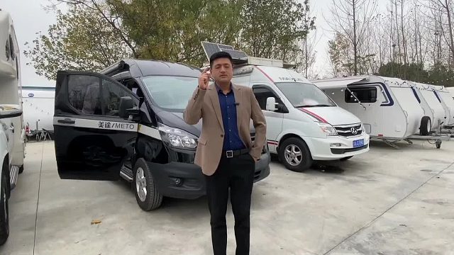 福特黑骑士来了，麻雀虽小五脏俱全的小房车，新车玩车的可先看看