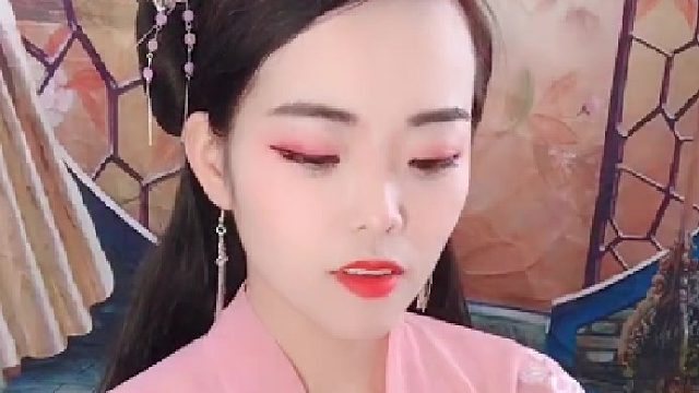 颜值偏高也是病啊……