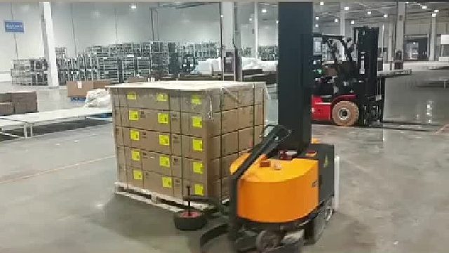 纸箱包裹自走式缠绕机 高效省膜 不占空间