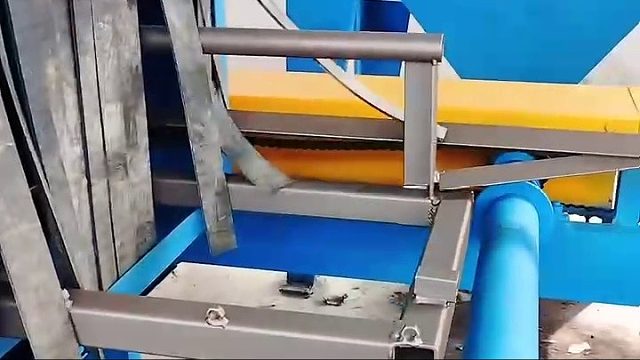 辊道抛丸机 通过式抛丸机  抛丸机视频 河南抛丸设备