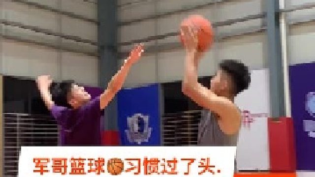 你不该每次拜佛都跳，就像你不该每次她发信息都秒回