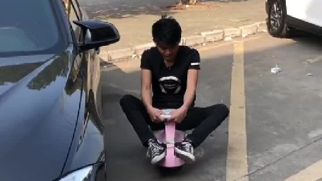 看来这年头，有个宝马都不一定管用了