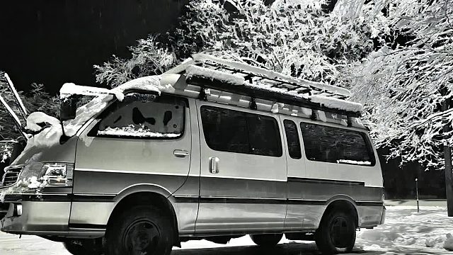 一家三口汽车雪天露营，看完睡个好觉（第一集）