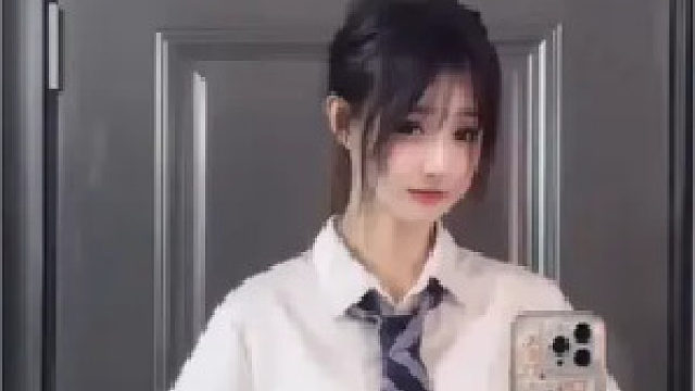 可爱的样子我也有。