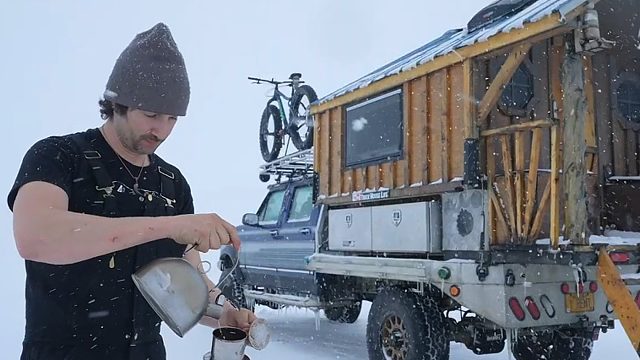 胡子老哥解压房车露营，看完睡个好觉（第三集）