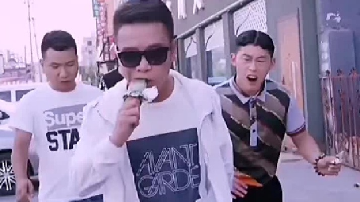 酒蒙子爆笑拔牙，一不留神把大夫牙拔了
