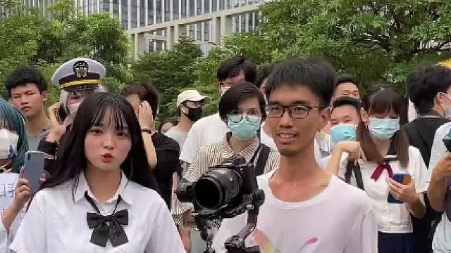 原来我就是这两天你们在找的jk小姐姐呀（猝不及防的梦幻联动）