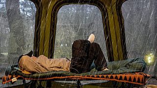 一人沉浸式助眠雨中露营（第二集）
