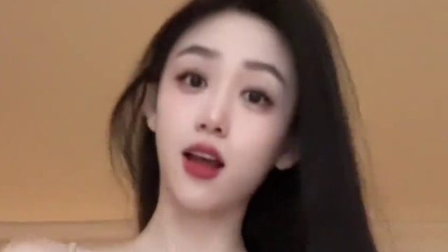 我勒个豆 还挺美的