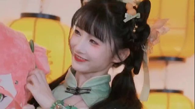 葫芦娘越看越甜 被笑容治愈了