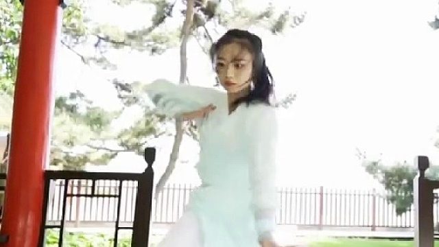 表面上有气场 骨子里要坚强