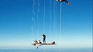 极限运动高空跳伞，4000米高空的终极一跃！