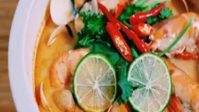 冬阴功：泰国国菜的美味探秘