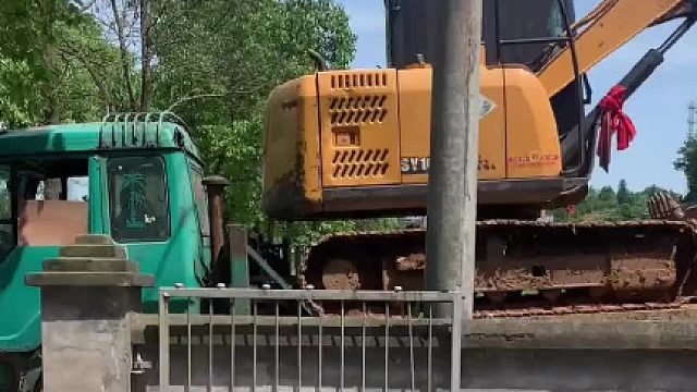 #挖掘机 #三个月没干活了