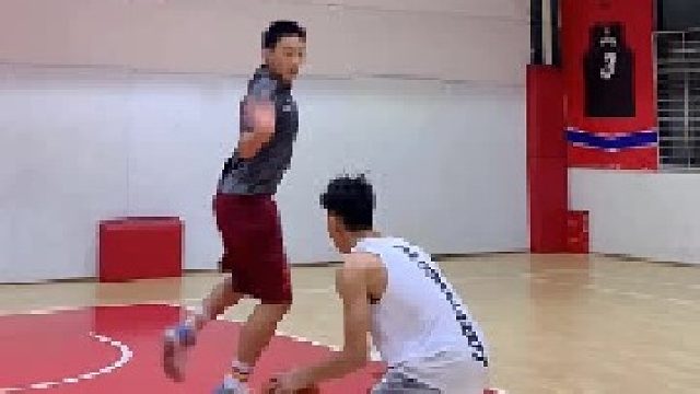 别以为不跳就稳了