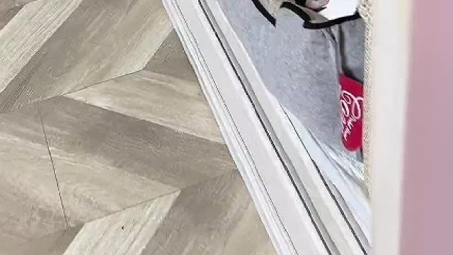 惊喜天天不断啊。#小奶猫的成长日记 #猫咪的迷惑行为