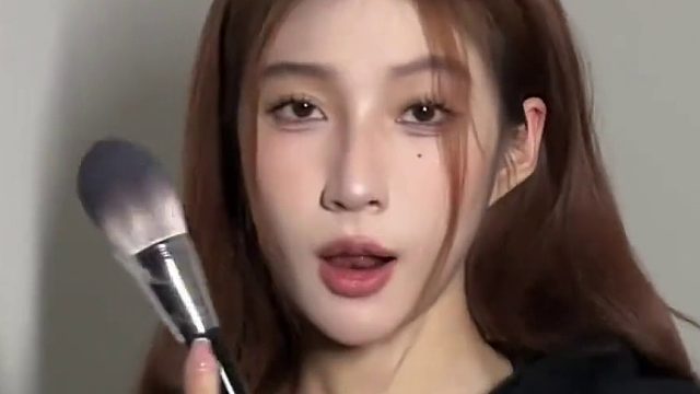 奔赴要值得 放弃要利落 不耽误别人 不消耗自己 女孩只有快乐 运气才会好～