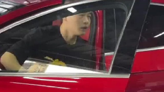 一开始好好的，没想到居然草率了！#星巢计划 #汽车人共创计划 #龙哥贴膜