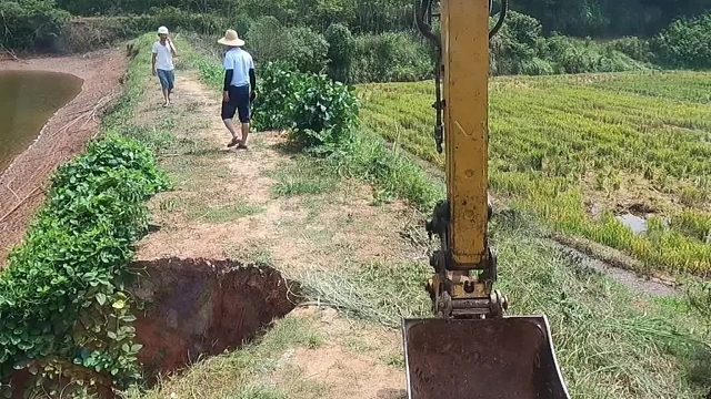 上次的水库堤坝工程结束，把最后收尾工作搞完。好结账