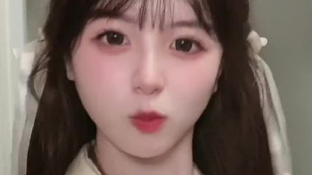 脸红是因为有点喜欢你