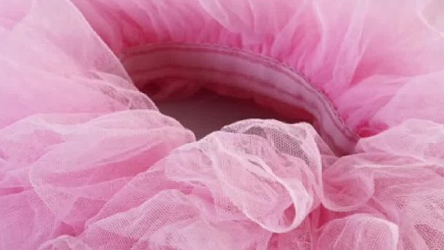 女装蓬蓬裙铲褶花边机