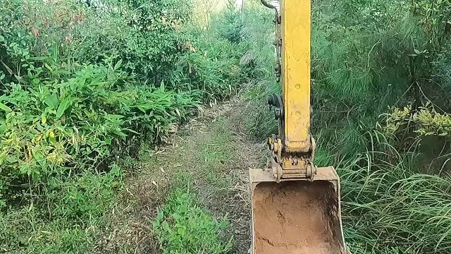 半个小时，为什么收费600。不是200一个小时吗？