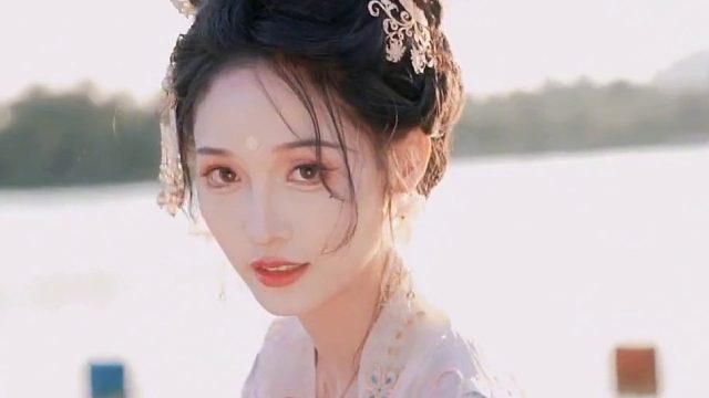 透光夕阳看唐宫美人也格外绝美