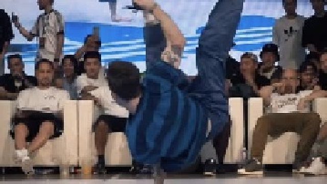 又一个猛男街舞