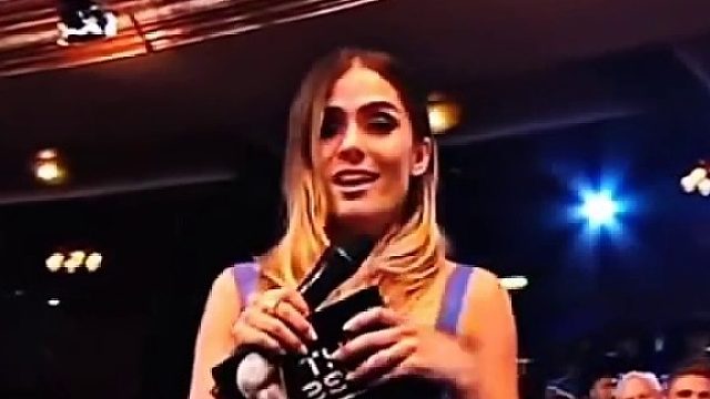 让你的女朋友来看帅哥