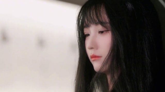 只想安静地做回淑女 不想和大屏幕说话