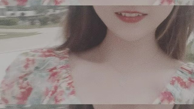 玫瑰起笔，晕开琳琅的诗句-片段1