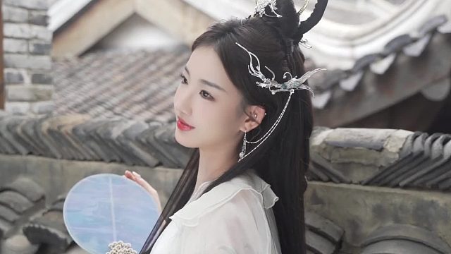 月神心中的白月光