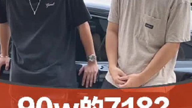 喜欢呆在车里的男人，都是有故事的…#dou来认真皮一下 #不设限dou出界