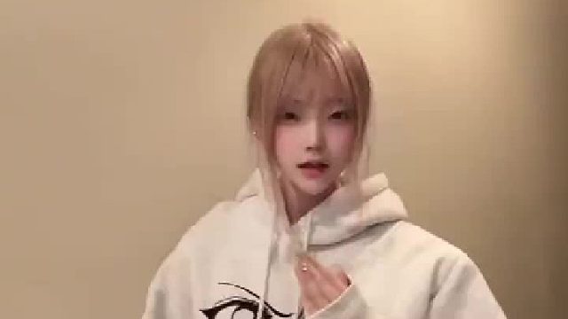 你是我满目山河，亦是我可爱不可得。