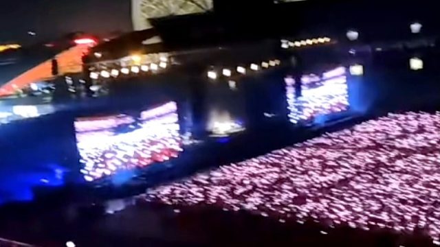 周杰伦福州演唱会day1，千万人现场高声呼唤场面太壮观啦！