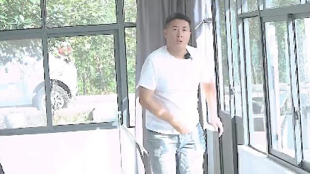 小宁妈和村长组团来大江家吃鸡...