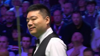 丁俊暉四連勝“斯諾克界老大”，94比4，關鍵時刻神級翻袋打瘋了