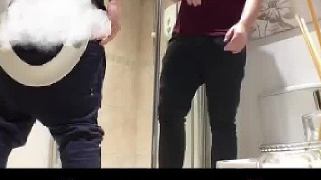 兄弟得花式整人-强力胶 