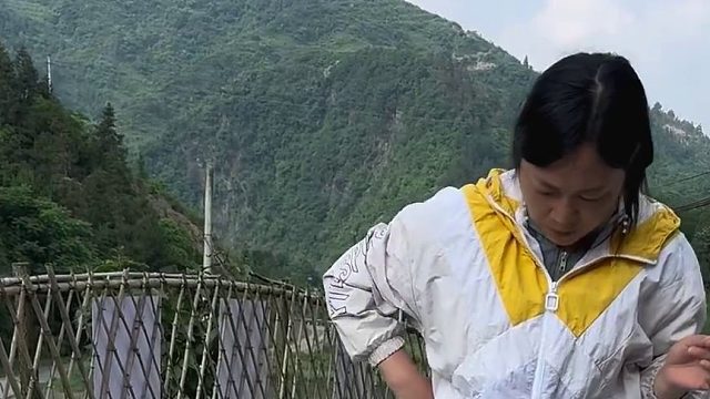 什么原理不知道，但是真的管用，我也用过