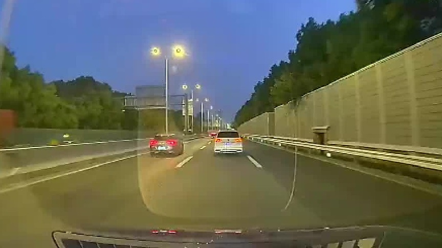 用经济学思维告诉你，为什么无座高铁票不能降价（本季大结局）