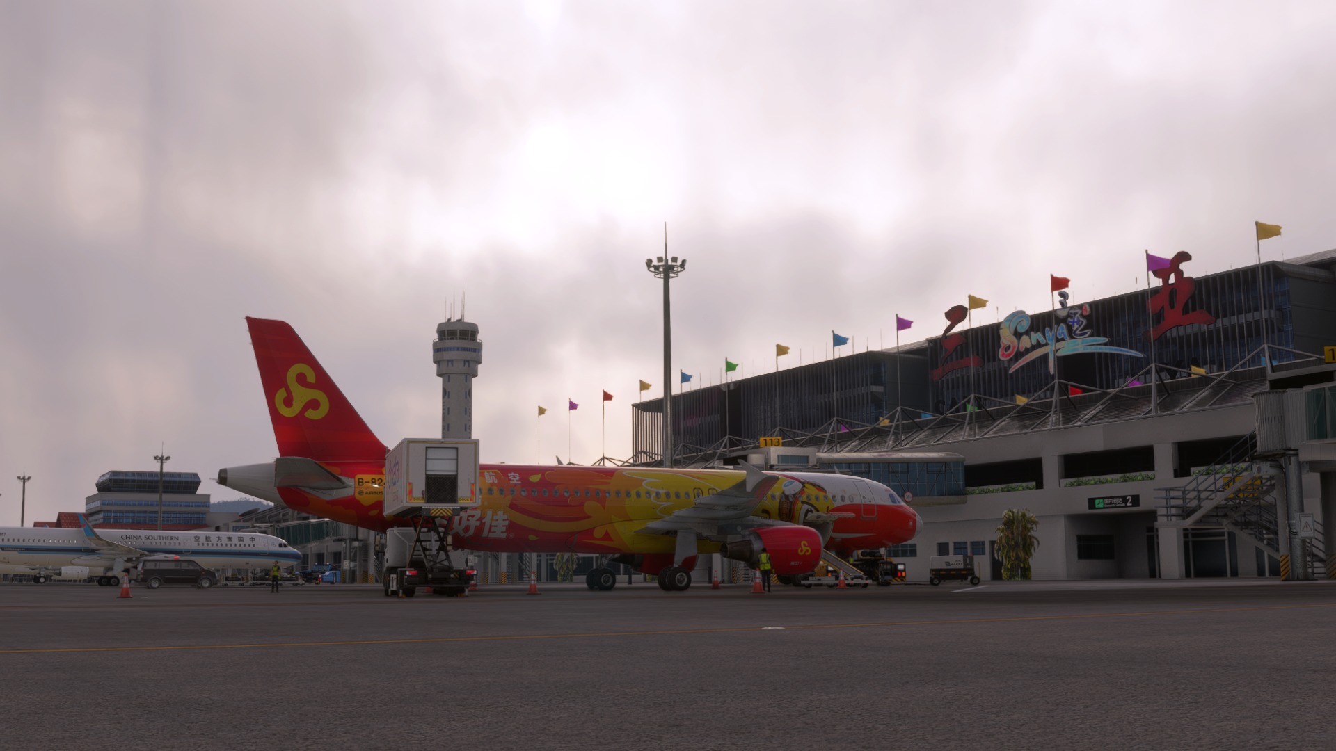 春秋航空空客A320降落三亚feng凰国际机场