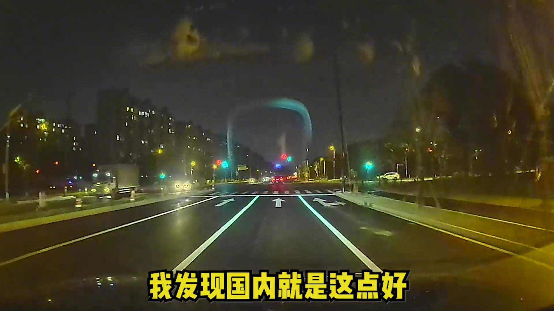 在上海年收入30万算什么水平？女同学的反应让我害怕...