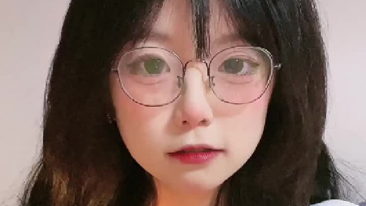 还好不是小猫咪 不然九条命都栽你手上了