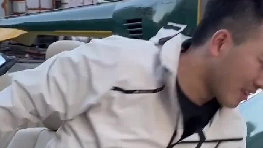 给小东的火烧E93大改造，先给它定制个生锈效果。 创计划 #汽车知识分享计划