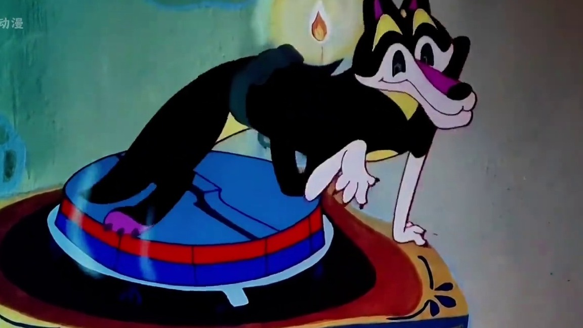 老狼请他的好兄弟老熊到家里吃鸡，可却被狡猾的狐狸从中捣鬼！_0