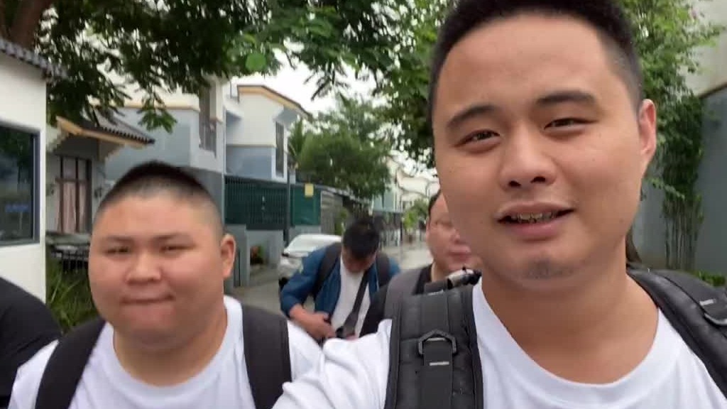 准备出发亚特兰蒂斯，午饭东北菜馆来一顿！