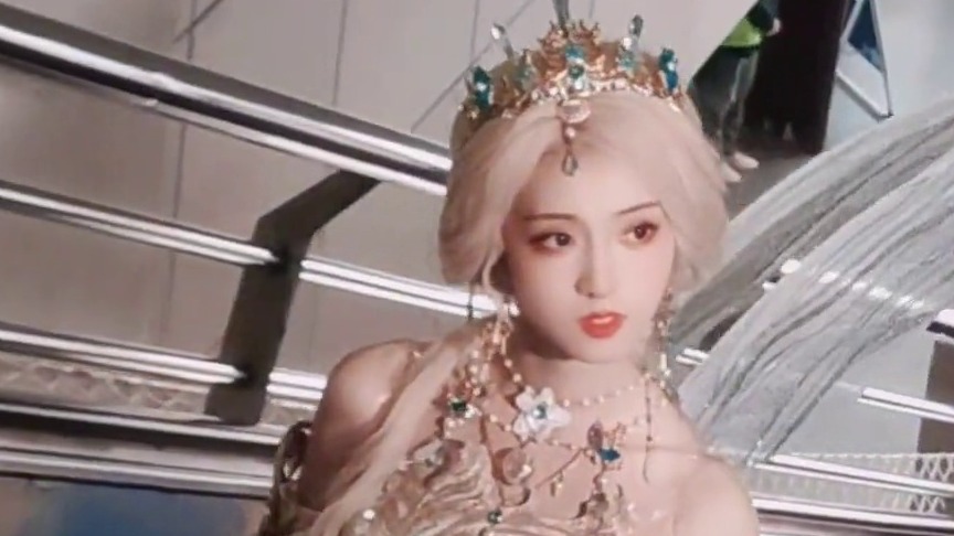 电梯偶遇格莱美女神精灵