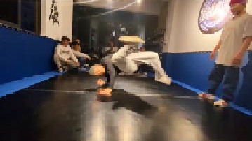 164的bboy 日常练习
