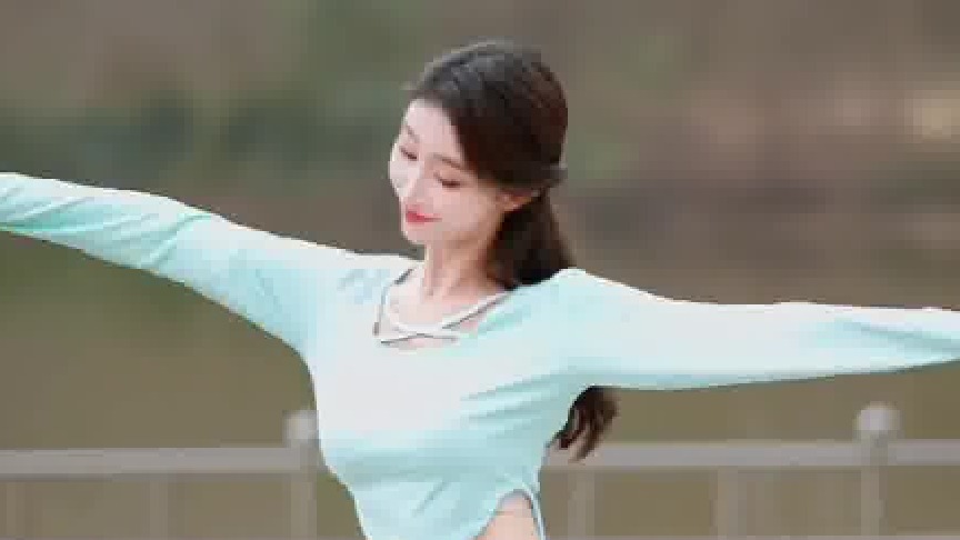 猜猜今天的脚有几个洞？